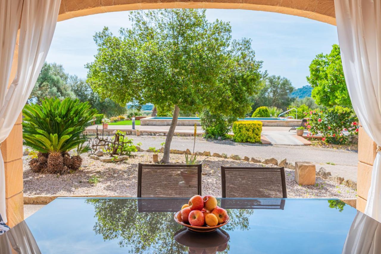 Son Maimo Vakantiehuis Petra (Mallorca)